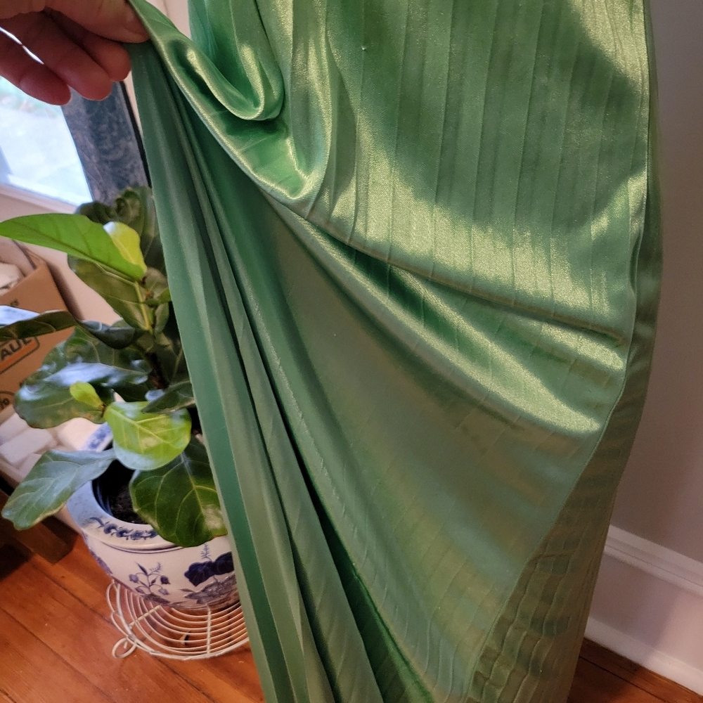 Sz 3 Green Evening Gown Dress - Picture 4 of 9